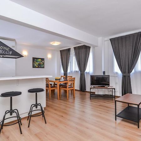 Eleganto - Central 2Bd Stylish Apartment By Flat Mаnager Sofia Bagian luar foto